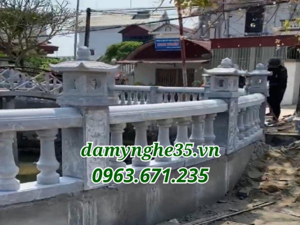 hàng rào lăng mộ đá