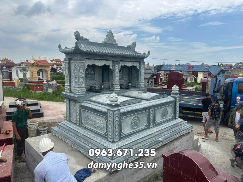 Tư vấn lắp đặt Mộ Đá Đôi 1 Mái Đẹp cho Bố Mẹ bằng đá xanh Thanh Hóa chất lượng 16 Mẫu Mộ Đá Đôi 1 mái đẹp năm 2026