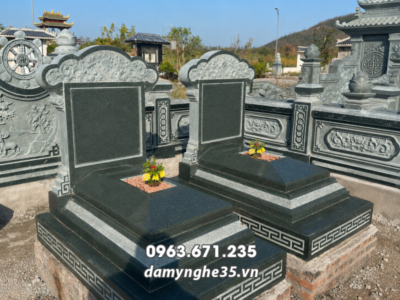 Mộ Đá Xanh Rêu - Sự lựa chọn chuẩn phong thủy, bền vững cho phần mộ của Bố Mẹ 15 Mộ Đá Xanh Rêu - Sự lựa chọn chuẩn phong thủy, bền vững cho phần mộ của Bố Mẹ