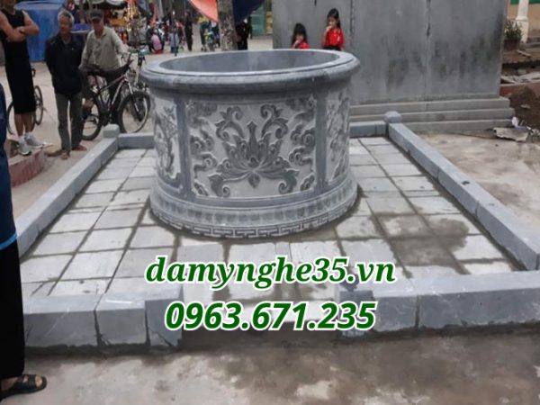 MỘ TRÒN ĐÁ M-16