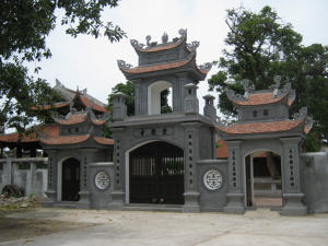 Cổng tam quan chùa Một Mái (Ninh Bình)