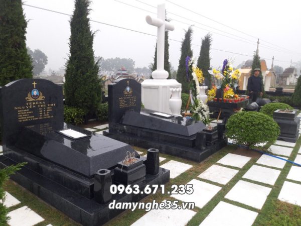 Báo giáo Mộ đá granite công giáo đẹp -ấn tượng - trang trọng