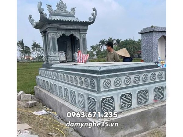 Mẫu Mộ đá 1 mái cổ, ấn tượng - Mộ 3 cấp nguyên khối