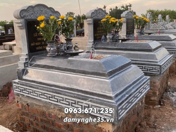 Mẫu Mộ đá Xanh Nguyên khối tại Ninh Bình