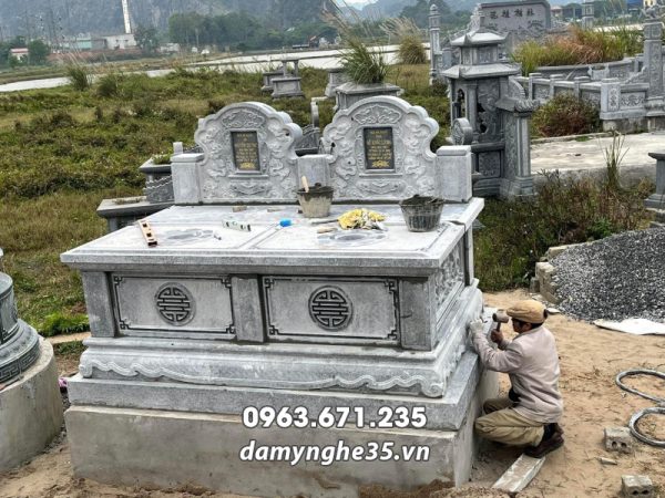 Mẫu Mộ đá đôi cổ kính, tâm linh cho Ông Bà, Cha Mẹ