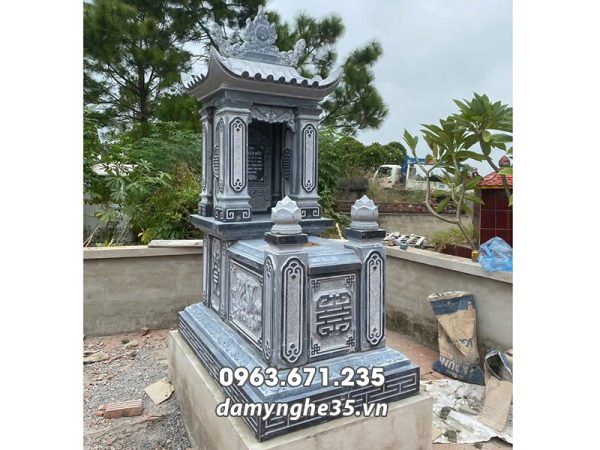 Mộ đá 1 mái đẹp, đá xanh Thanh Hóa, kích thước rộng 81cm x dài 127cm