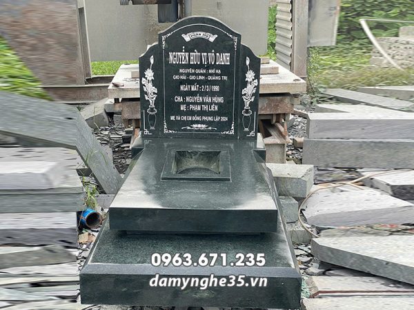 Đá Mỹ Nghệ 35 - Xây Lăng Mộ đá, Mộ đá Ninh Bình 95 Mộ granite đơn giản, 2 cấp nguyên khối, hiện đại, được nhiều gia đình lựa chọn năm 2026